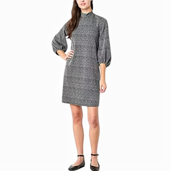 Robbie Bee - 3 Quarter Sleeves Shift Dress - Picture 1 of 16